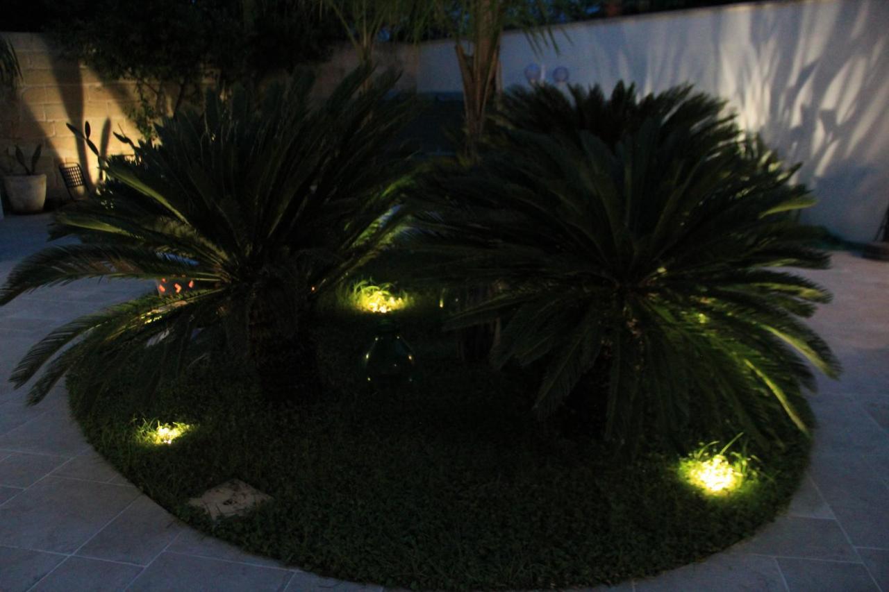 Bed and Breakfast Il Giardino Della Scuncerta Lecce Exterior foto