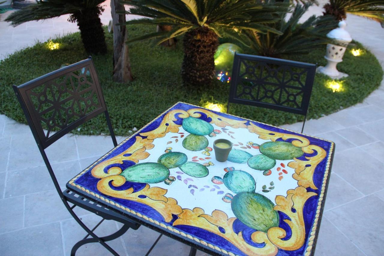 Bed and Breakfast Il Giardino Della Scuncerta Lecce Exterior foto